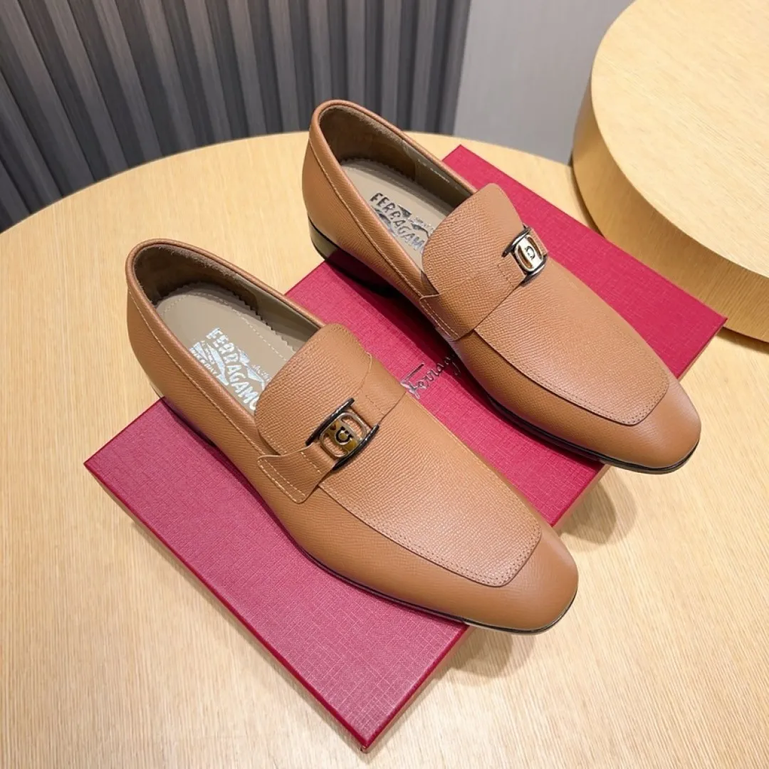 Factory P620💰🔥《Ferragamo》👏Latest•High-end top brand luxury~purchasing agent, top~quality. New fashionable business men's shoes🔜The uppers are made of original cashmere cowhide➕cowhide·lining, with fine workmanship. The original stylish and soft combination wear-resistant and non-slip outsole is light and comfortable on the feet. The real thing looks better in real life. Size: 38/44